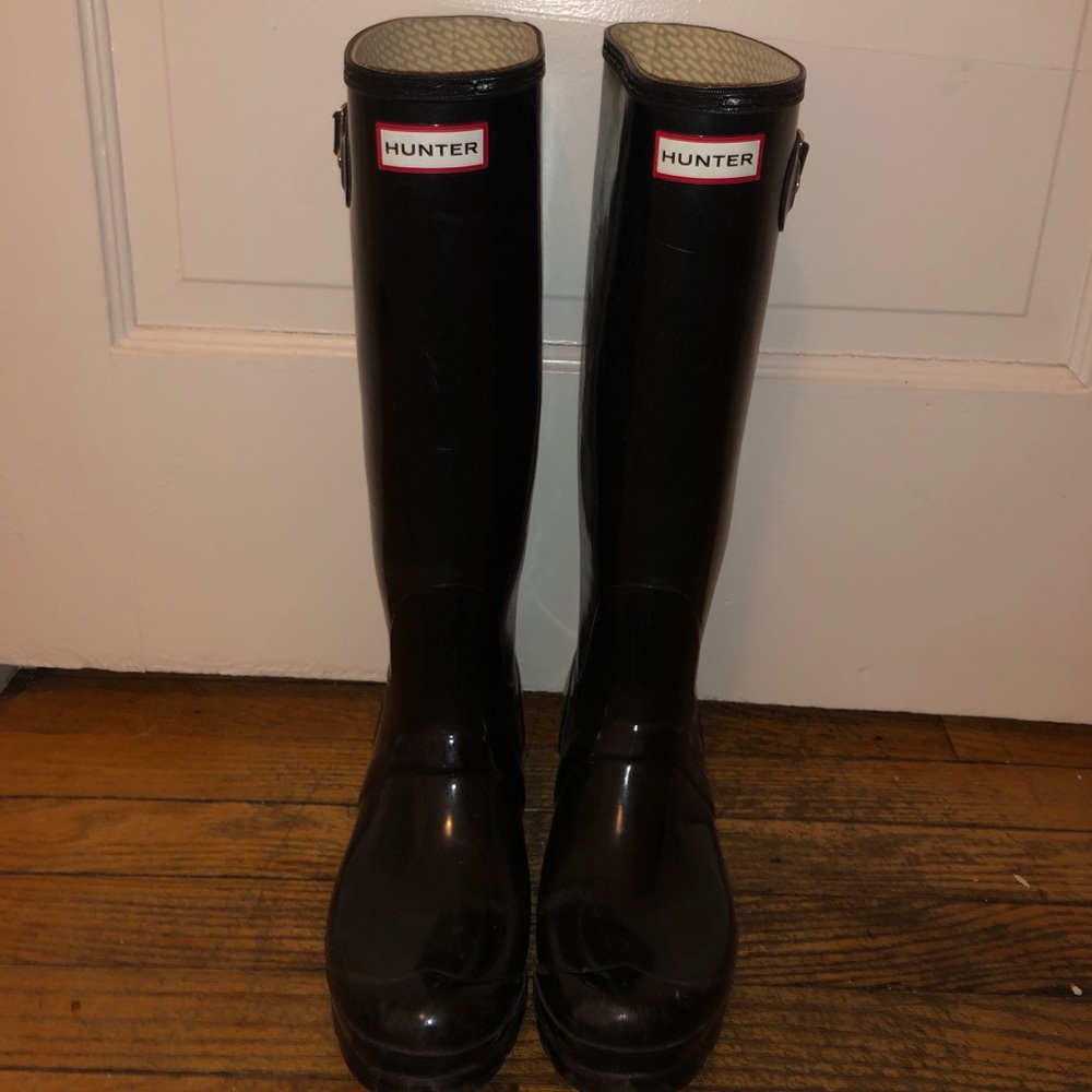 Barely worn Black Tall Gloss Hunter Rain Boots